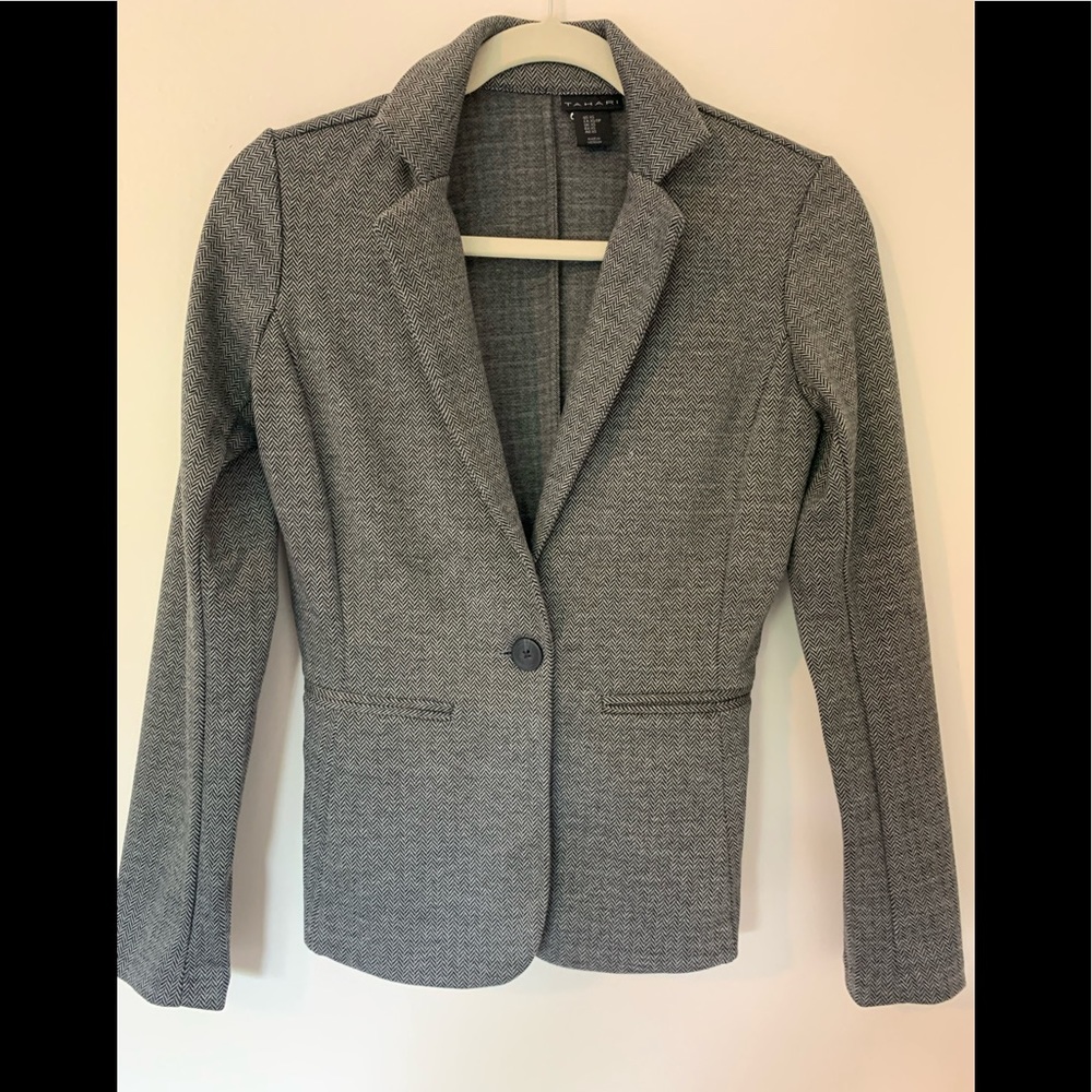 TAHARI Grey Blazer Size XS
